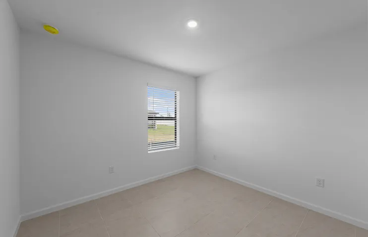 SWFL_CX_CAL_09600_Hanover_Bed 2