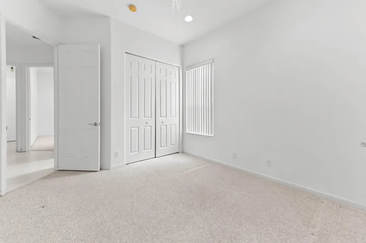 23 bedroom 02
