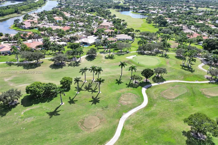 Weston Hills Country Club