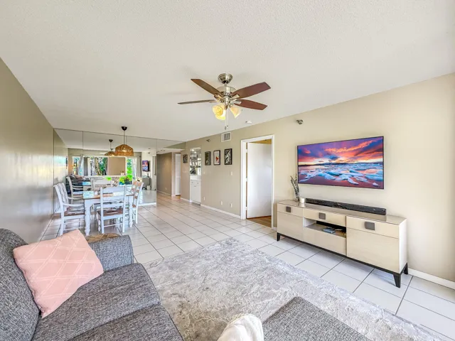 45-web-or-mls-JOY_055530