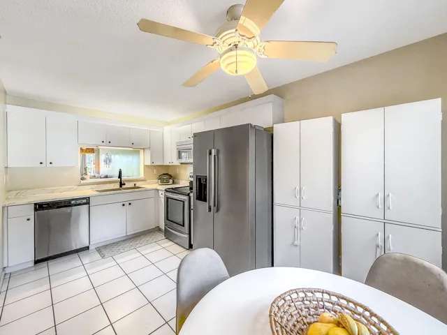 31-web-or-mls-JOY_055460