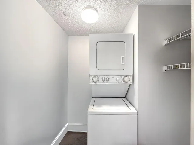 35-web-or-mls-JOY_055485-1