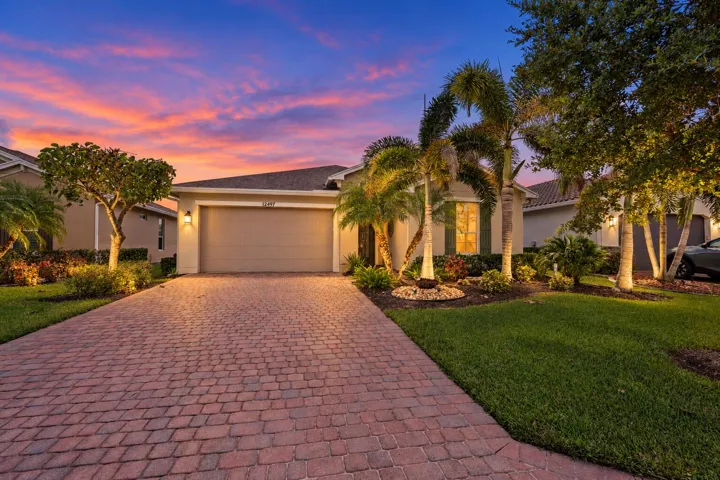 Twilight_Front Entry