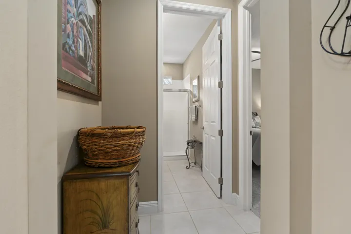 Foyer to Guest Room-Bathroom