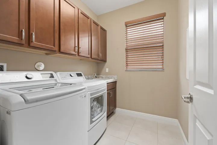 Laundry Room w- Sink
