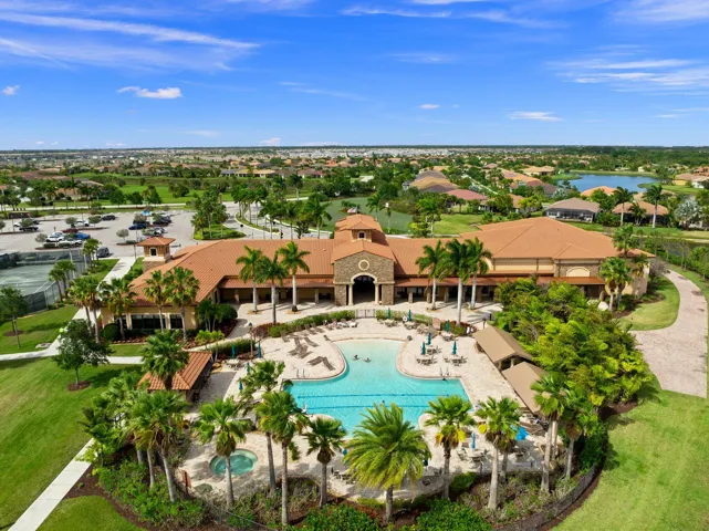 Vitalia - Club Captiva & Sunset Pool