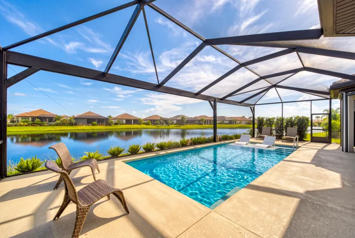 Screened in Pool Facing Lake