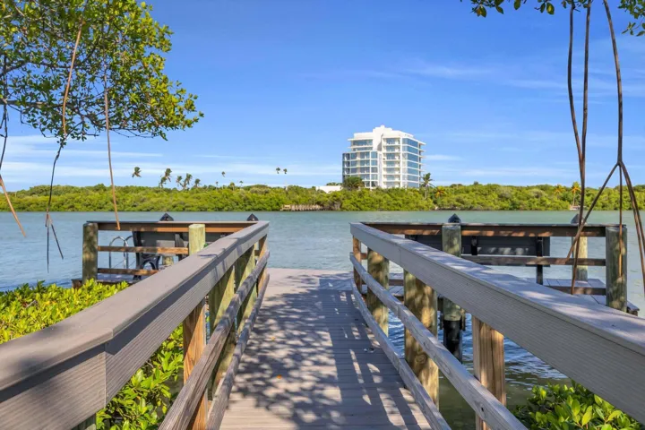 Day Dock