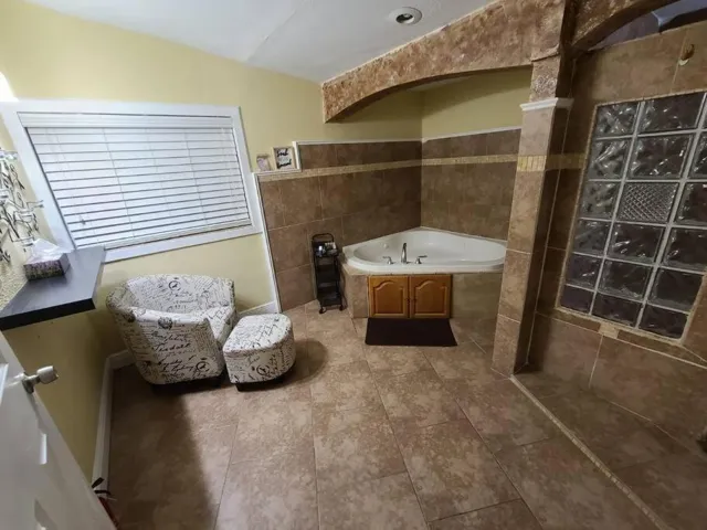 Master Jacuzzi