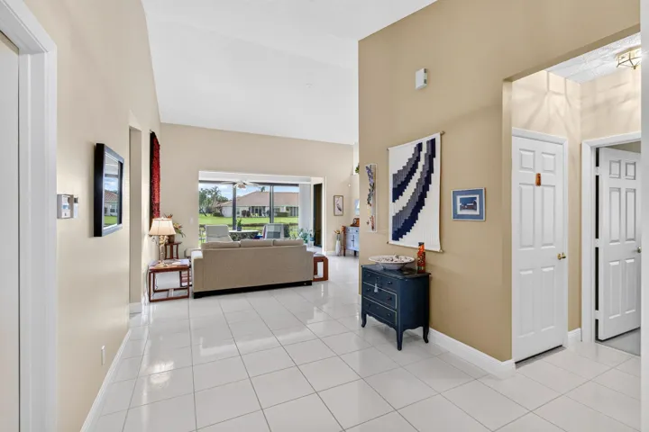 FOYER ENTRANCE
