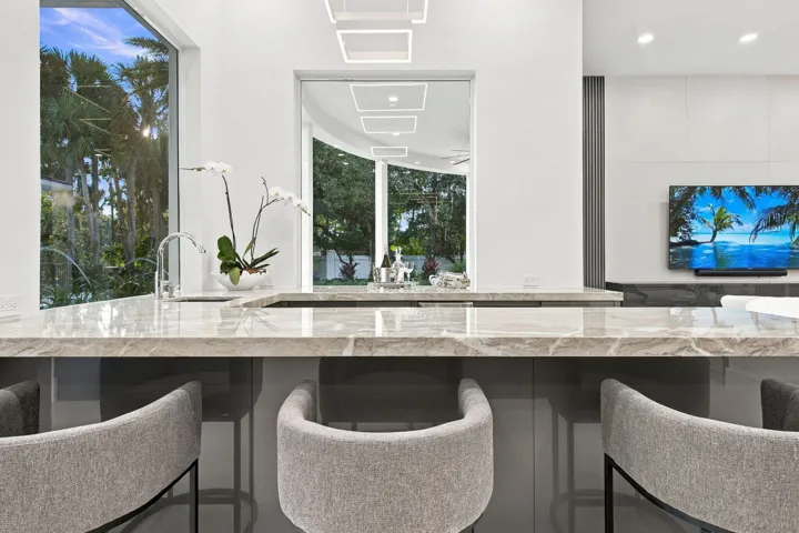 Wet Bar