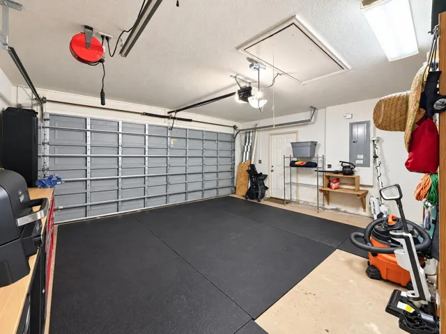 Garage 1