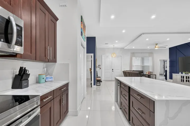 gourmet kitchen with island