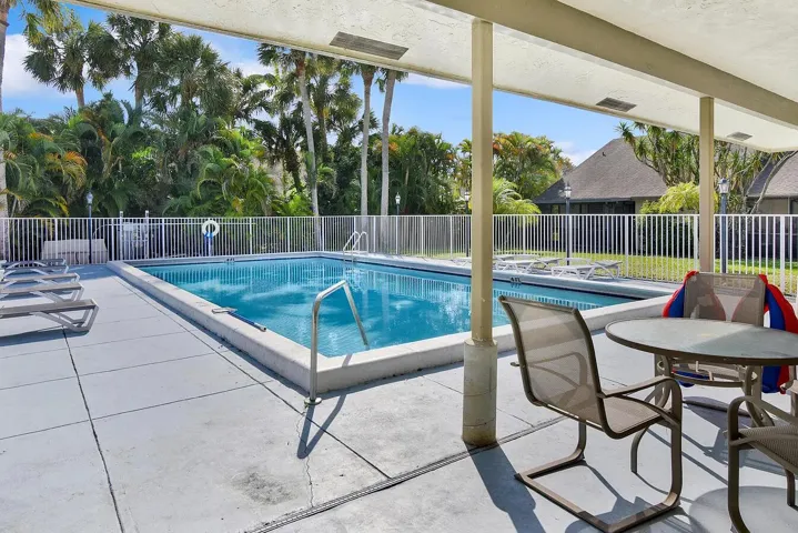 Pool 2