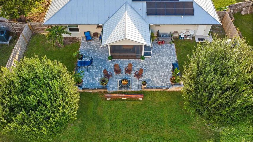 6445 NW Halibut St-38