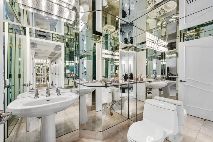 Powder Room