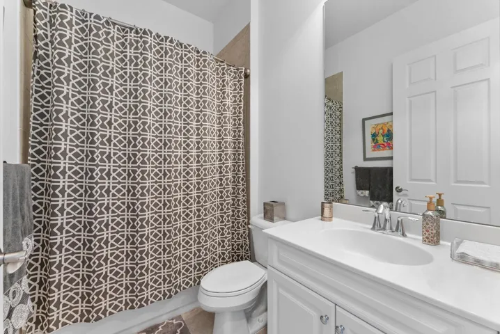 2nd Bathroom