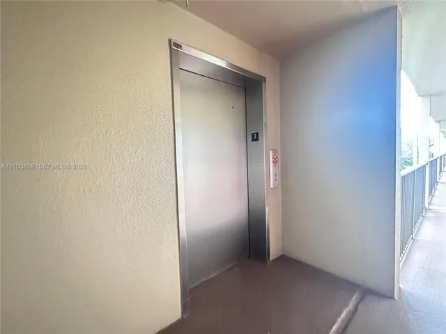 *Image may have virtual furnishings