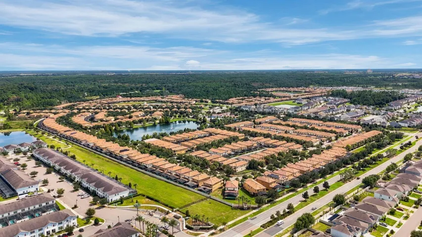 PARAMOUNTFL GROUP