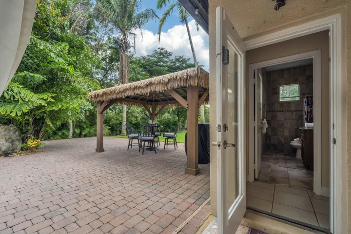 Entrance to Cabana Bathroom from patio
