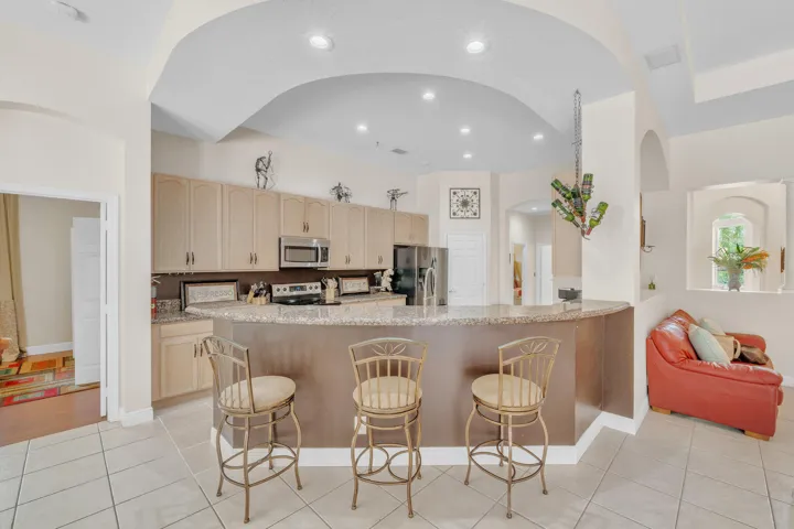 22 Kitchen (2)