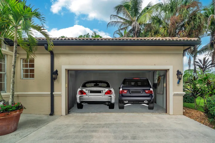25 Garage (2)