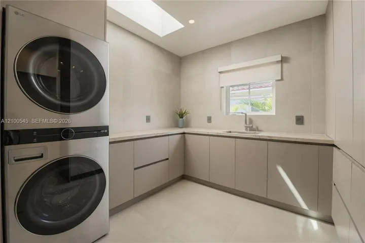Separate Laundry/Housekeeping/Catering Room
