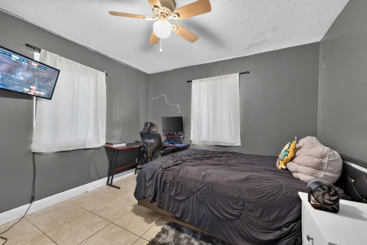 guest room 2