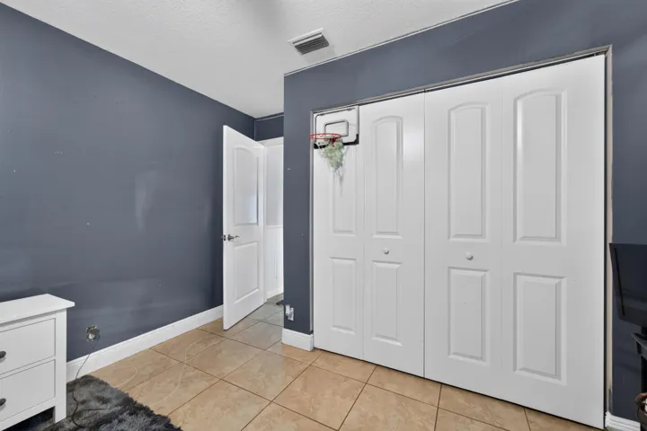 guest room 2
