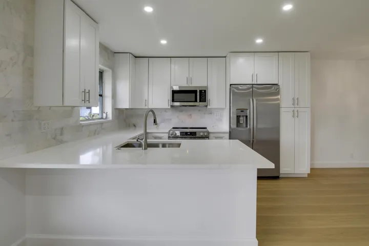 House 3 -27