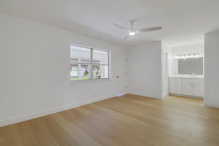 House 3 -10