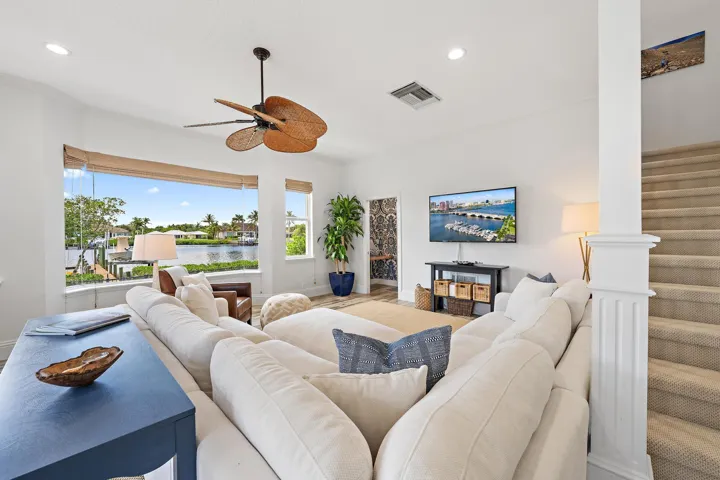 18779 SE River Ridge Rd-45