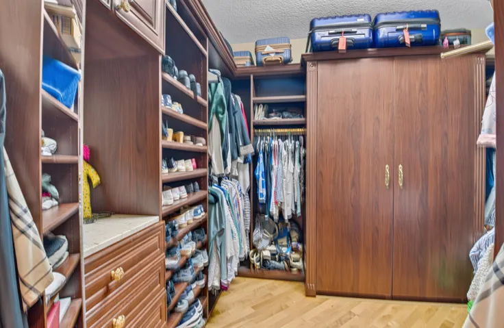 LARGE Custom Closets