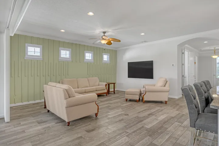 238 SE Longview (9)