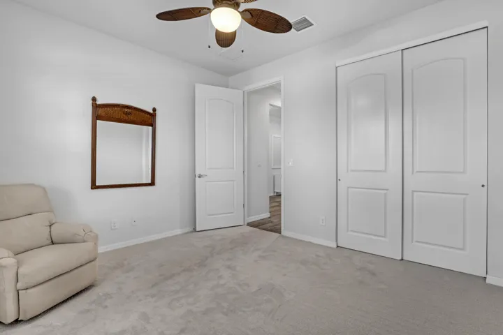 238 SE Longview (25)