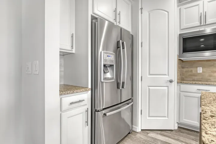 238 SE Longview (14)