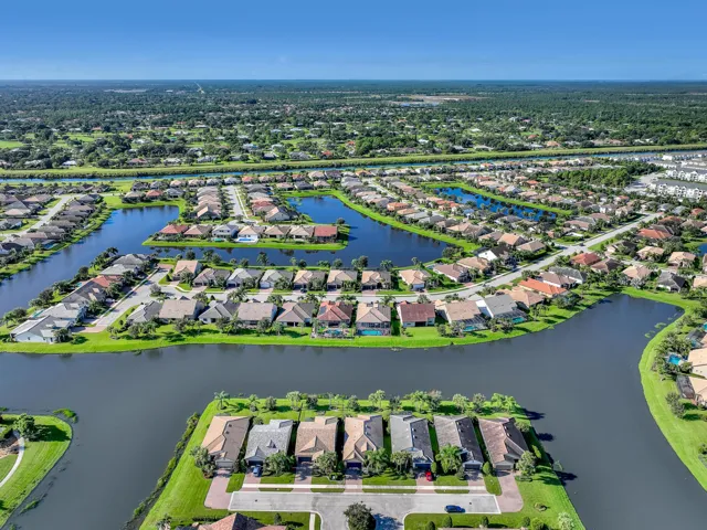 238 SE Longview (41)