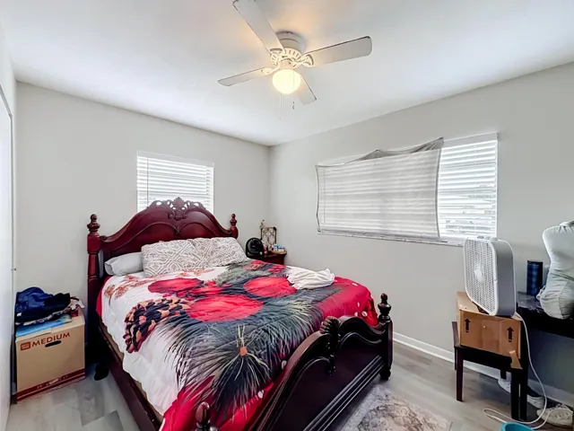 45 Queens Court-19