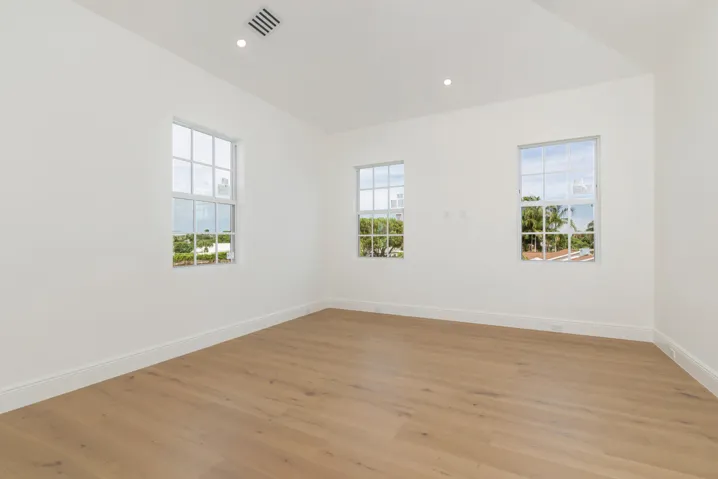 22 - Upstairs Bedroom