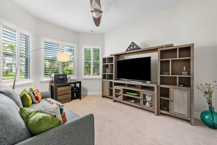 018-7834WaterfordIslesLN-DelrayBeach-FL-