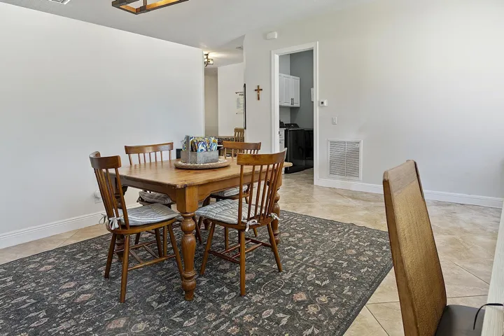 17226 72nd Rd N - #1404 - 203