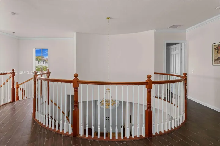 Upstairs grand landing