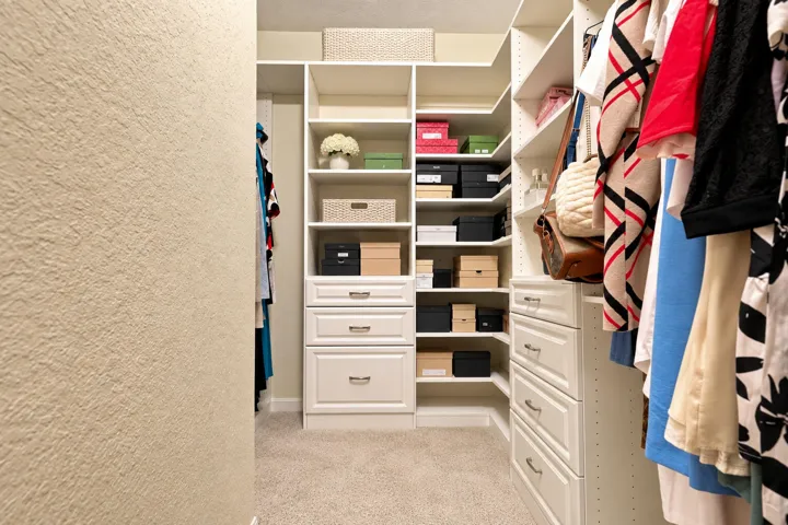 Master Suite Walk-In Closet
