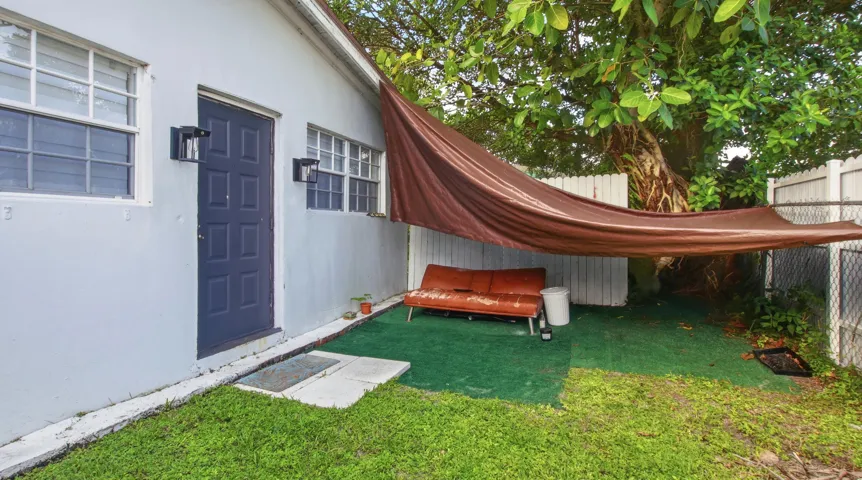 Private Yard for Master