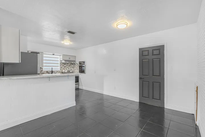 Dining room when vacant