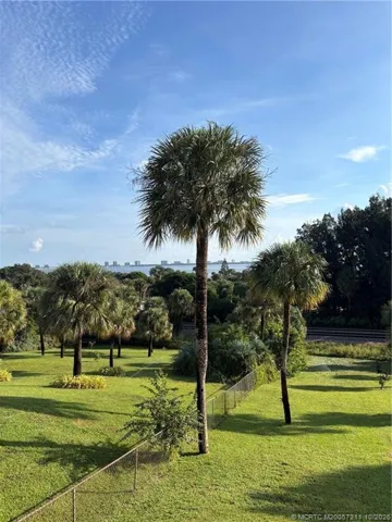High Elevation and Expansive Intracoastal Views