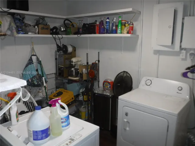 Large Laundry Room