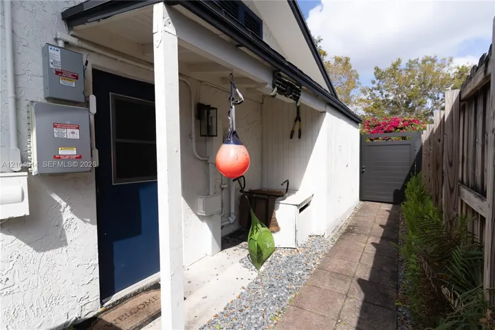 Photo 43