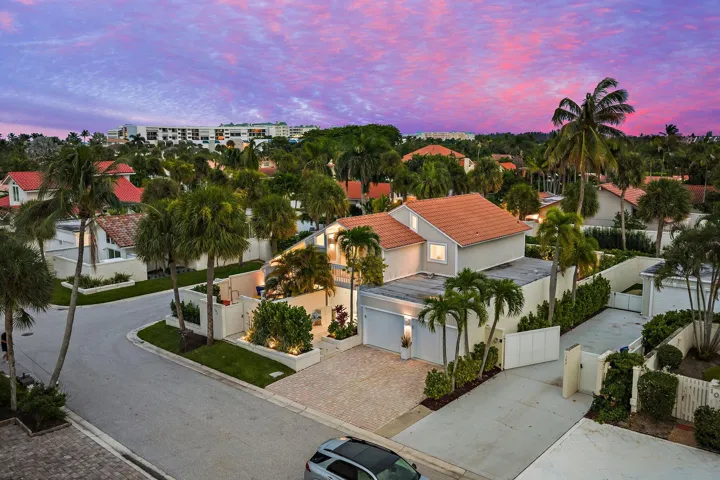2 car garage with New Hurricane rated doors... driveway parking also