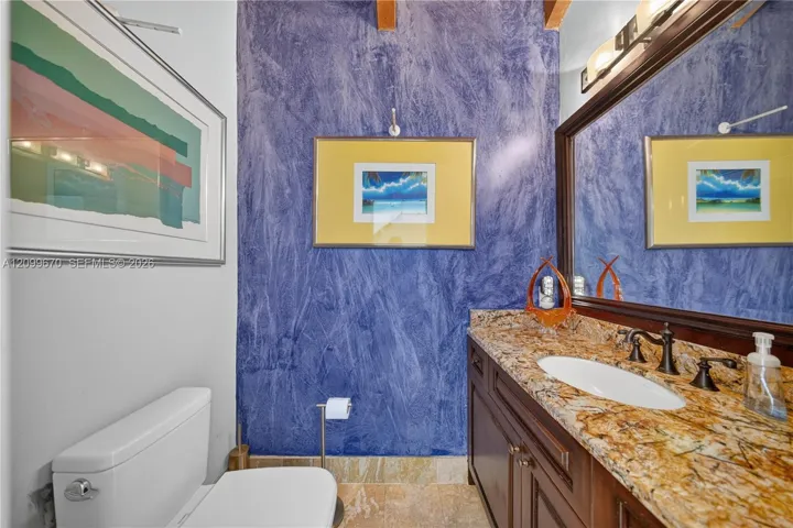 1/2 bath